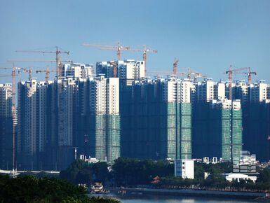 За 2 года количество строящихся высотных домов в Петербурге снизилось на 38% 