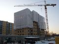 Ведутся работы по фасадной кладке 13 корпуса. Фото от 24.12.2012 года.