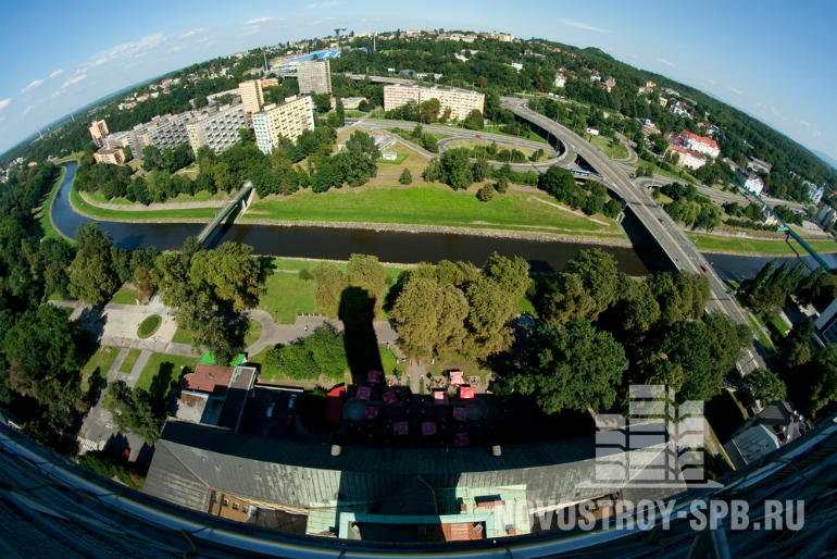 Вид сверху на город