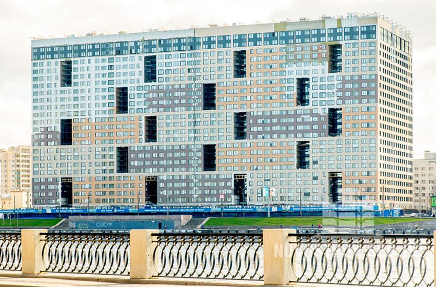 ЖК «Дом-Мегалит на Неве»