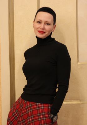 Алена Азоева